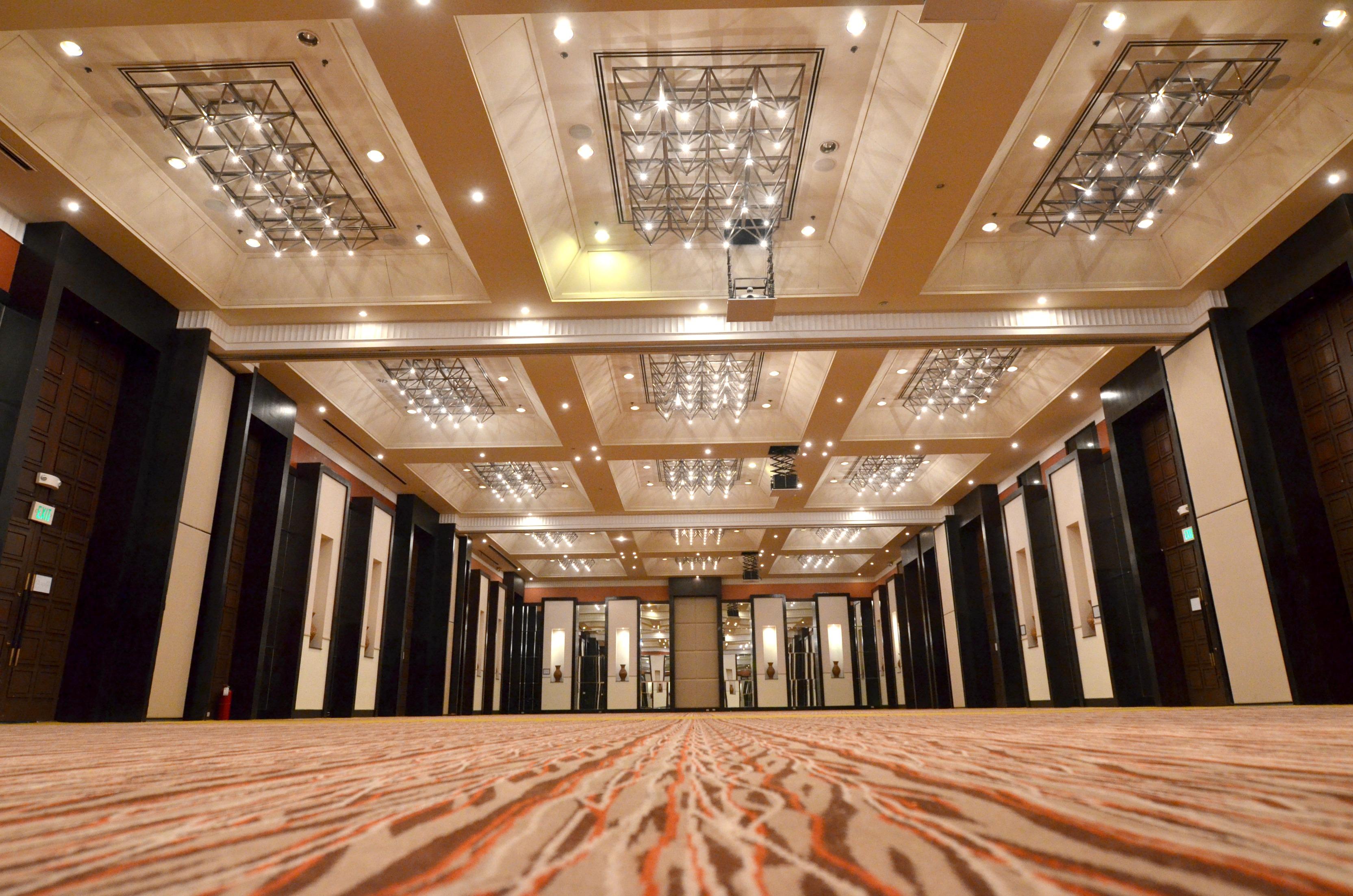 Quest Plus Conference Center, Clark Clark Field Экстерьер фото